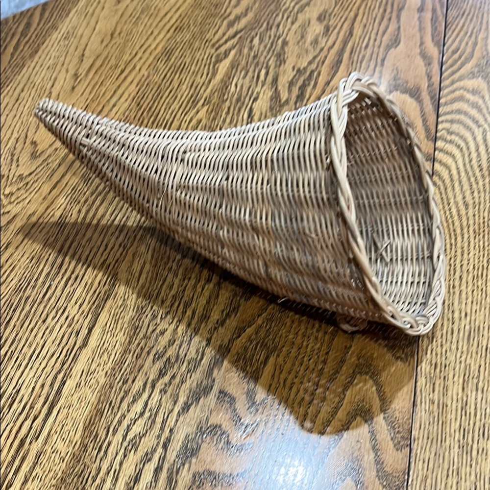 Woven basket Cornucopia